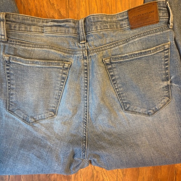 Lucky Brand Blue Ankle Cropped Denim - Picture 8 of 9